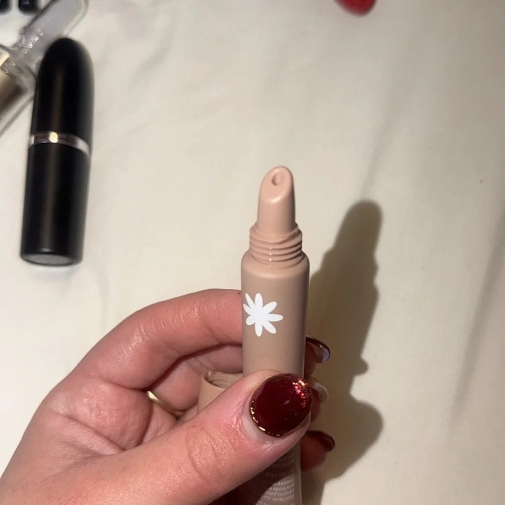 LIP BUNDLE💋 - Picture 7 of 15